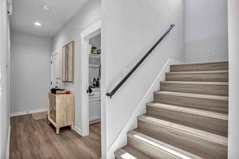 2318 South 4th Street - Photo 2 of 15