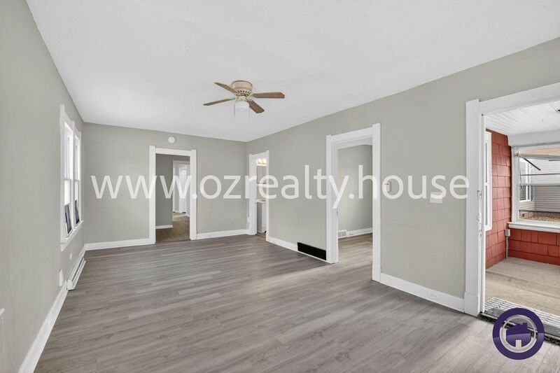 4336 Garden Park Drive - Photo 4 of 18