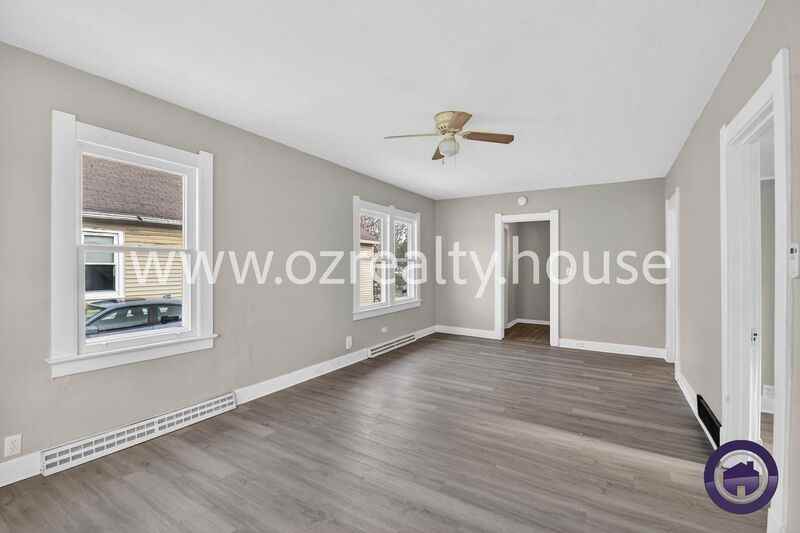 4336 Garden Park Drive - Photo 5 of 18