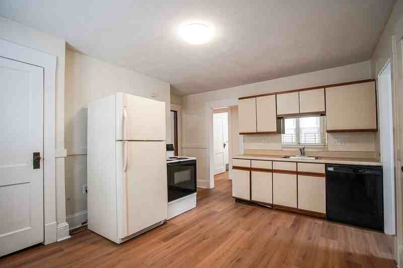 41 Bell St #1 - Photo 3 of 13