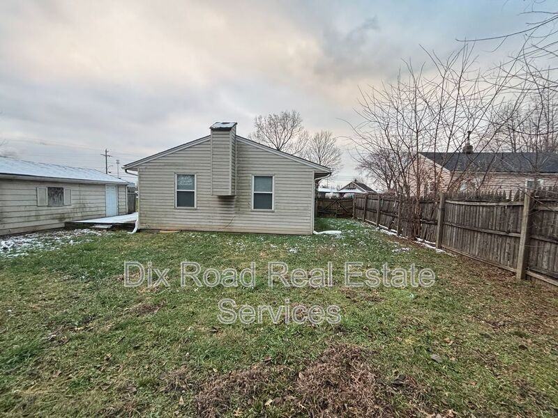 2237 Carolina Street - Photo 5 of 23