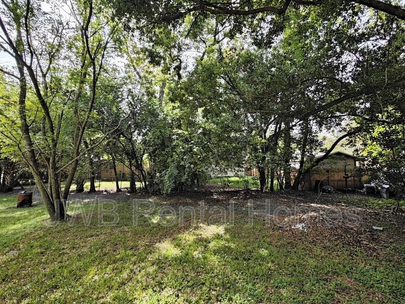 1276 West 32nd Street - Photo 6 of 8