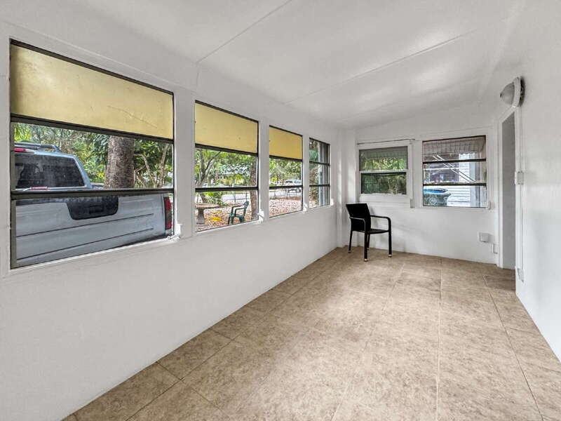 1269 Sw 25th Ave - Photo 3 of 11