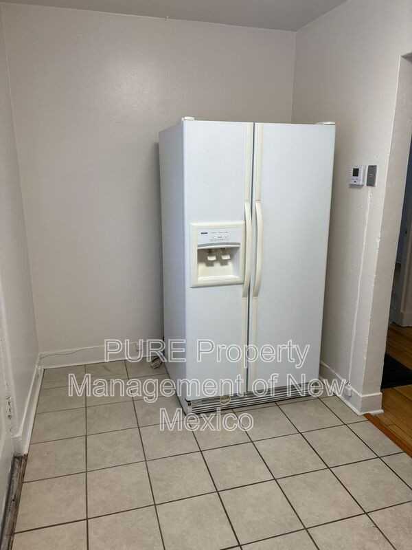 124 Aliso Drive Northeast #2 - Photo 7 of 9