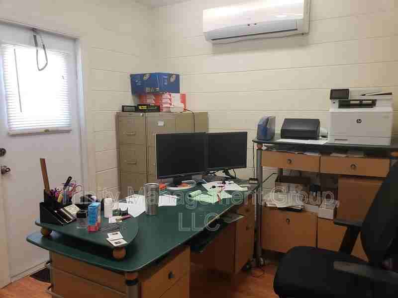 10264 Spring Hill Drive - Photo 4 of 15