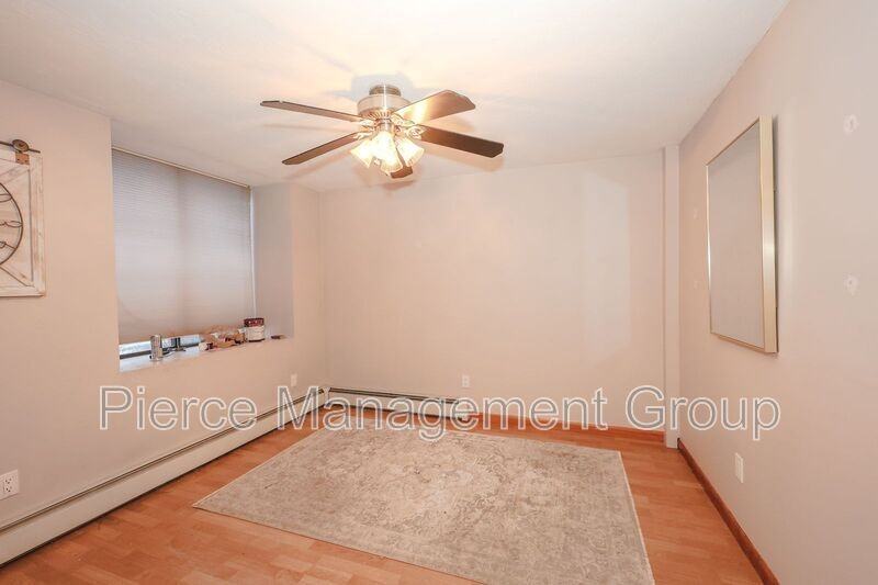 9 Savage Ct - Photo 5 of 18