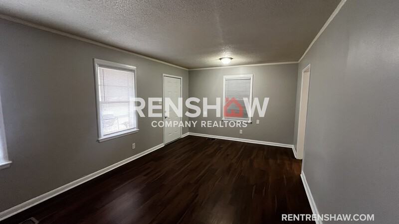 3278 N Watkins St - Photo 3 of 15