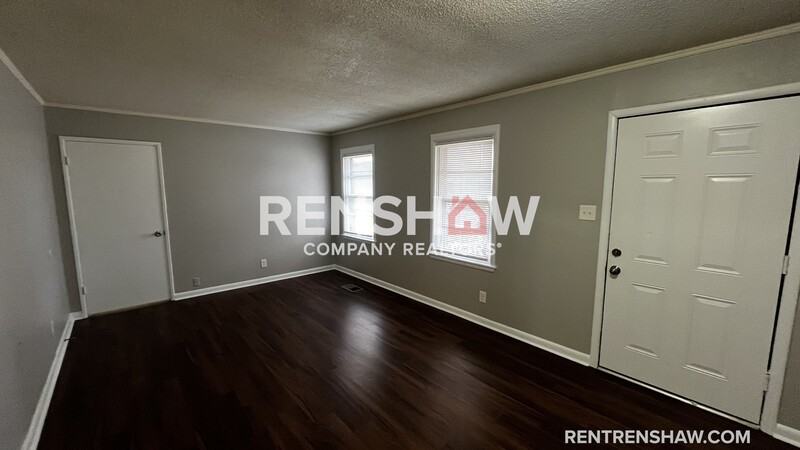 3278 N Watkins St - Photo 4 of 15