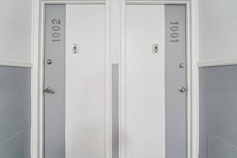 106 S Harrison St - Photo 3 of 9