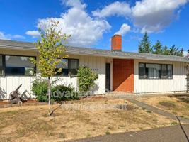 featured image of 5230 Northeast Laurel Drive