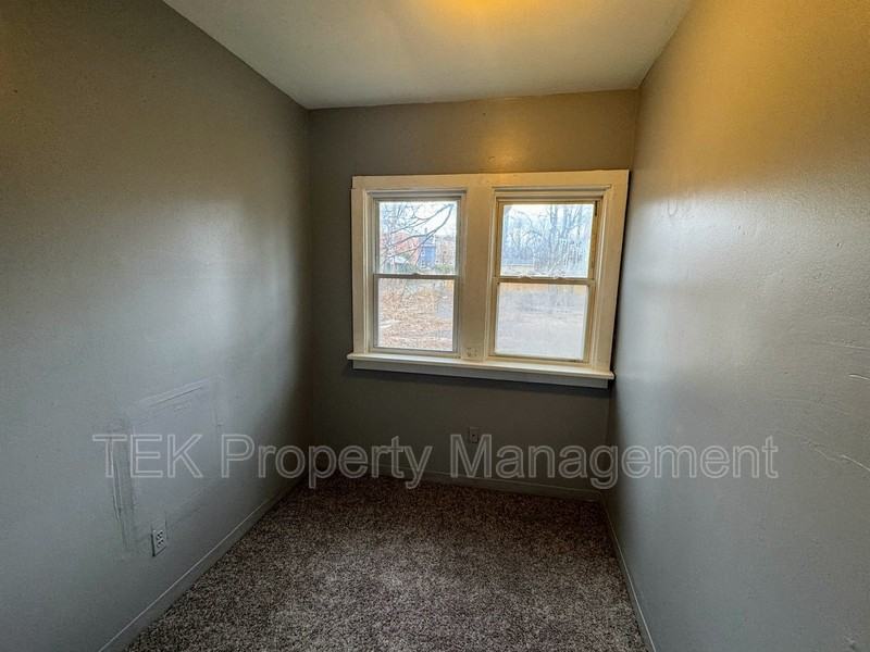 5 Lorimer Street - Photo 6 of 6