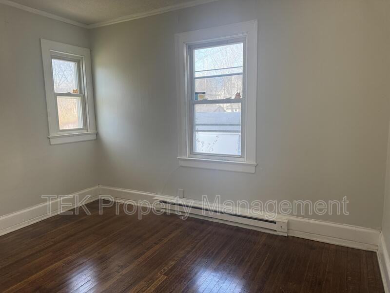 117 Pierpont Street #194REAR - Photo 3 of 5