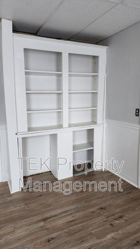 541 Remington St #541 - Photo 4 of 6