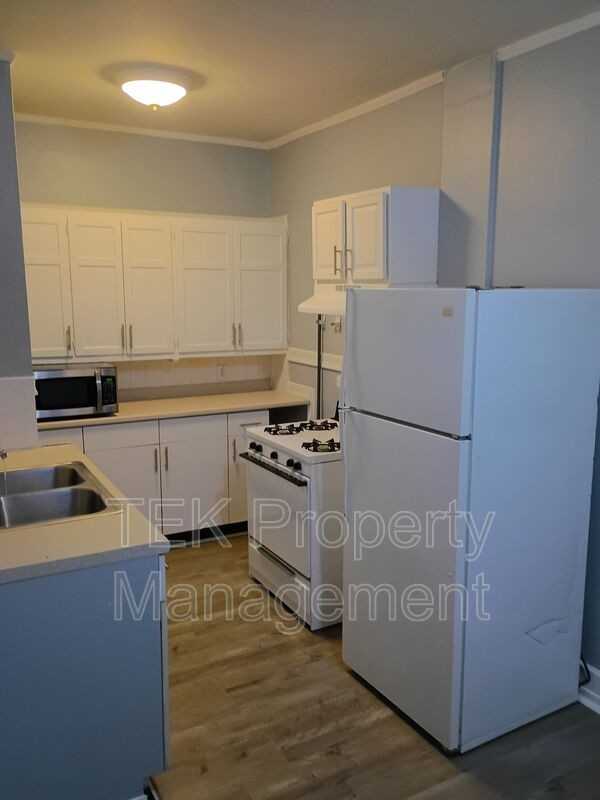 189 Lake Avenue #17 - Photo 2 of 10