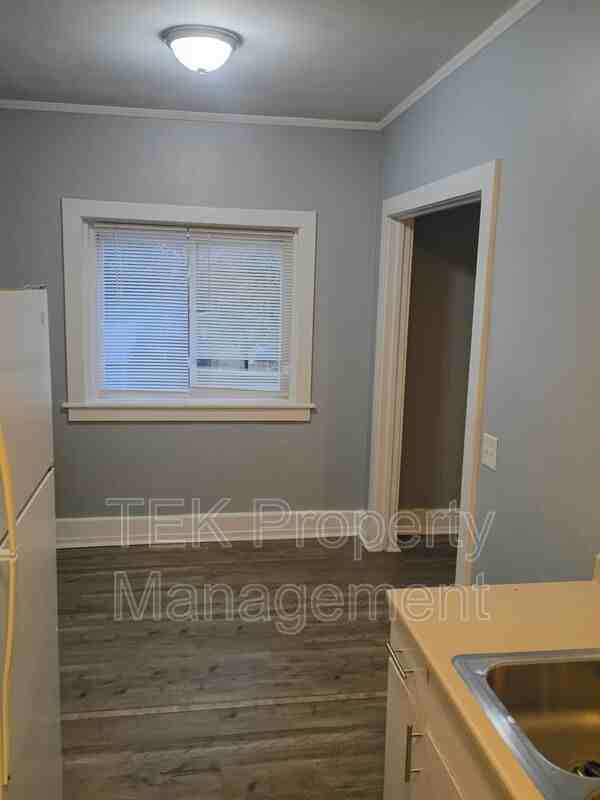 189 Lake Avenue #17 - Photo 3 of 10