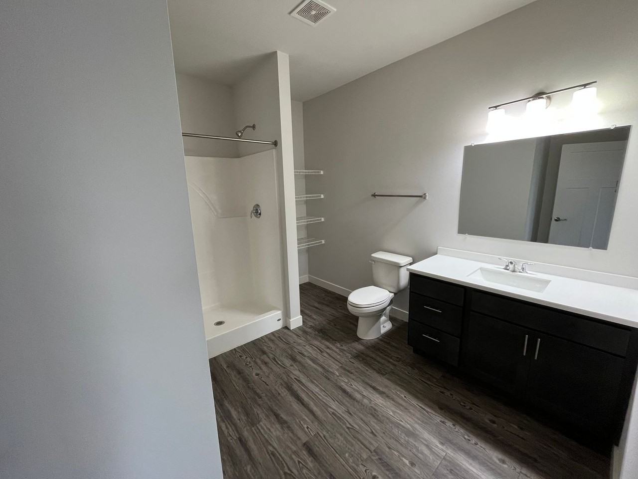 Cottage Grove Commons: Gaston - Photo 7 of 23