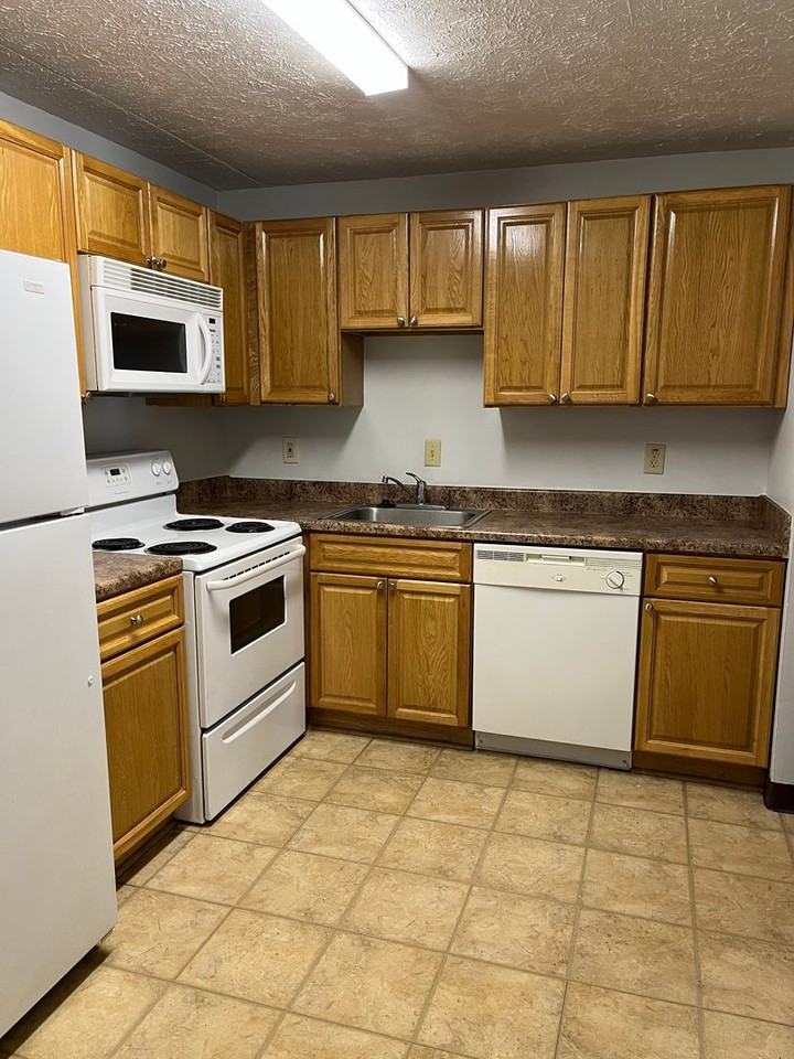 River-Sharon - Photo 2 of 11