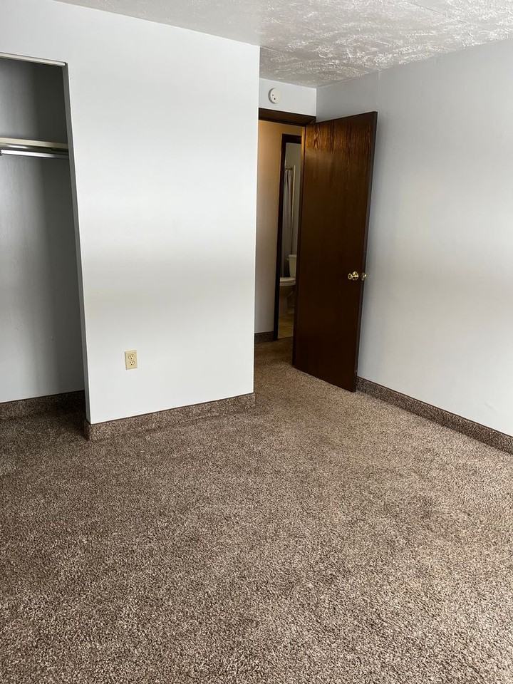 River-Sharon - Photo 4 of 11