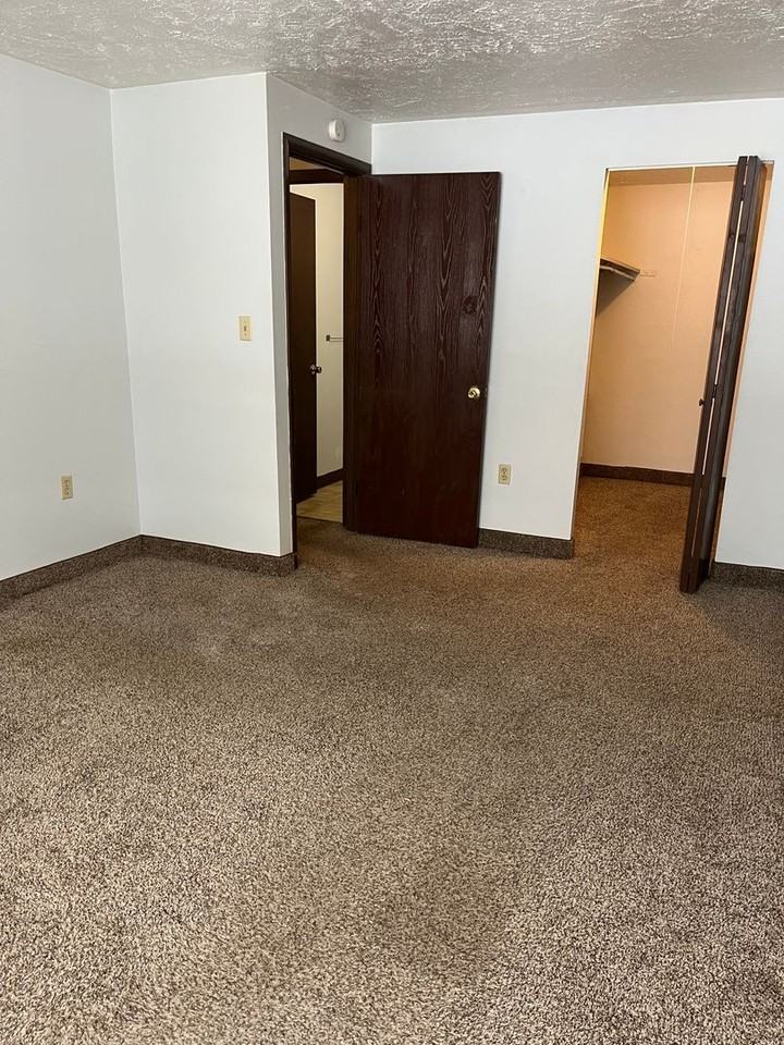 River-Sharon - Photo 5 of 11