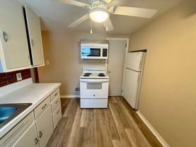 904 Park Ave - Photo 1 of 1