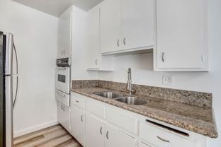 1550 Saltair Ave, prime West LA location! - Photo 1 of 1