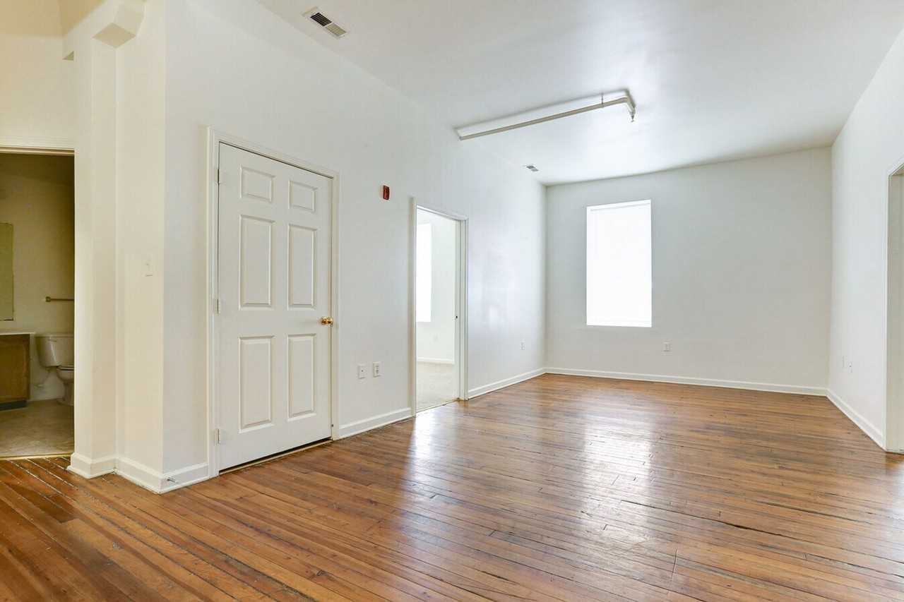 The Gardens at Manchester - Photo 4 of 50