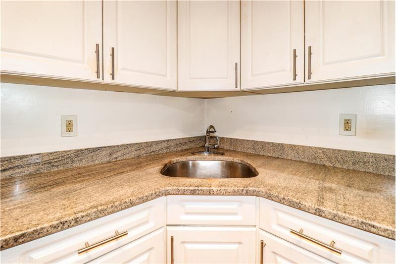 18 College Drive - Photo 6 of 18