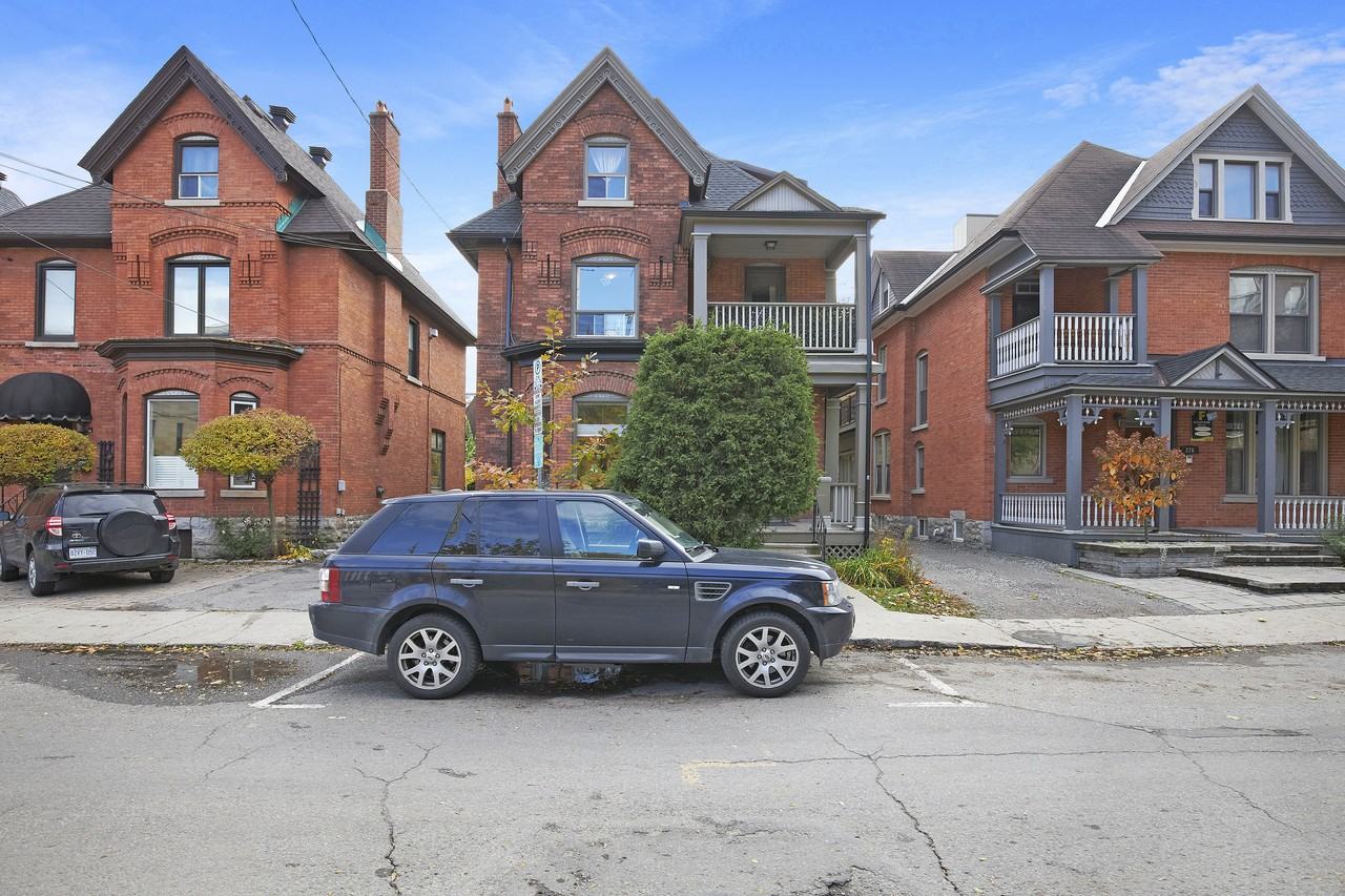 374 Lewis Street #3 - Photo 4 of 17