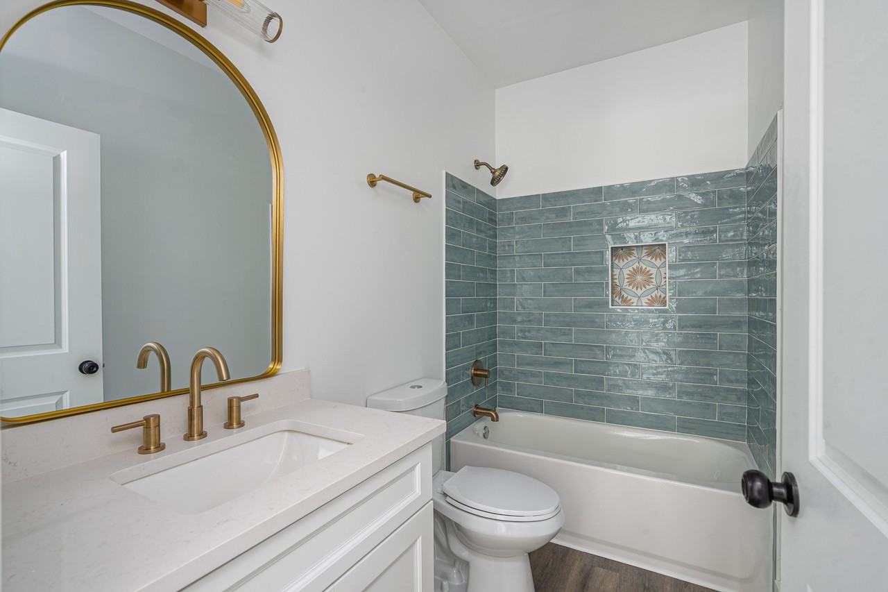 637 East Anderson Street - Photo 4 of 50