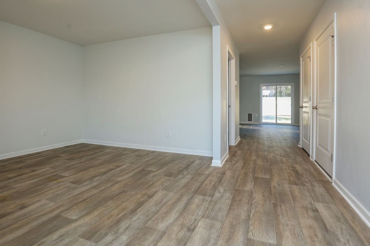 409 High Ridge Court - Photo 3 of 34