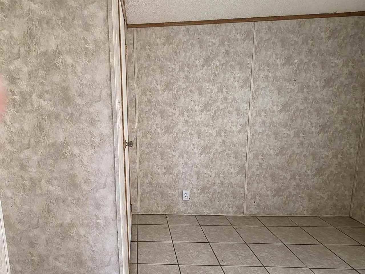 260 Gulino Street - Photo 7 of 8