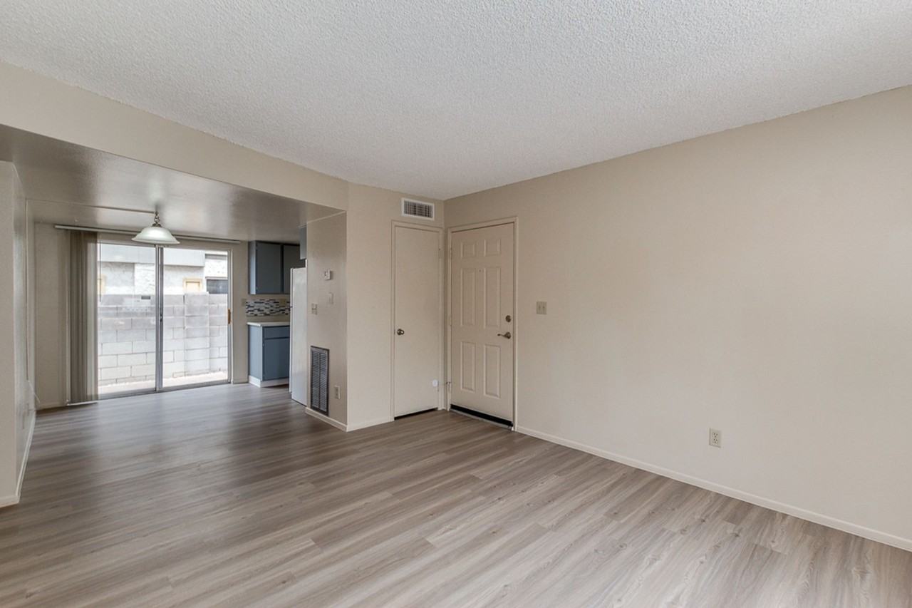 $500 off move in, Ready for Immediate Move in! - Photo 7 of 50