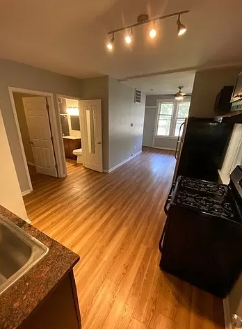 1437 N Cleaver Street - Photo 3 of 14