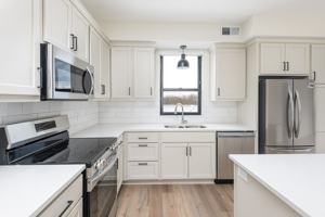 featured image of 233 S Olive St