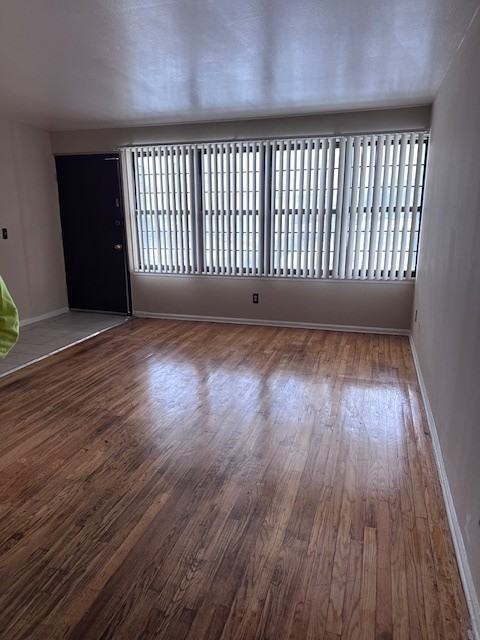 16623 Schaefer Highway - Photo 2 of 30