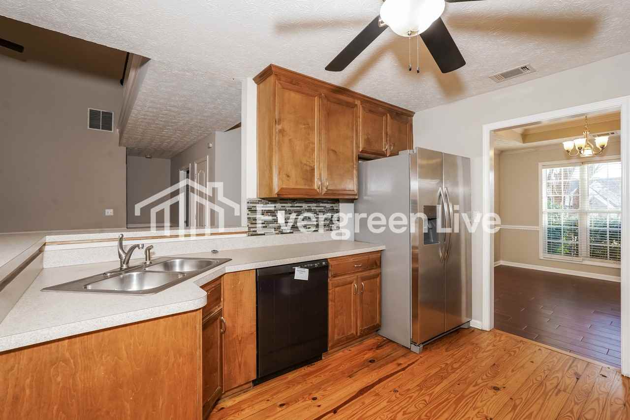 102 Ruby Way - Photo 6 of 15