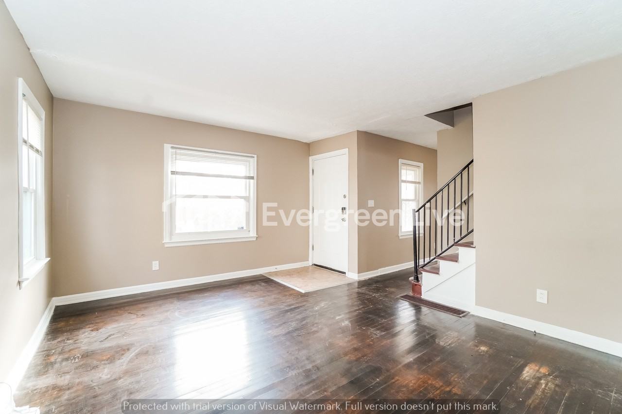 2358 Meredith Dr - Photo 5 of 16