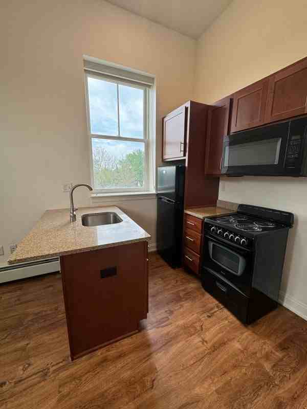 591 Terrace Boulevard - Photo 6 of 10