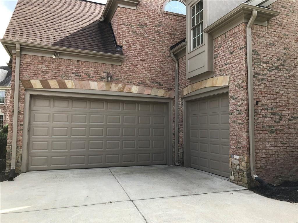 2575 Goodrick Lane - Photo 4 of 30