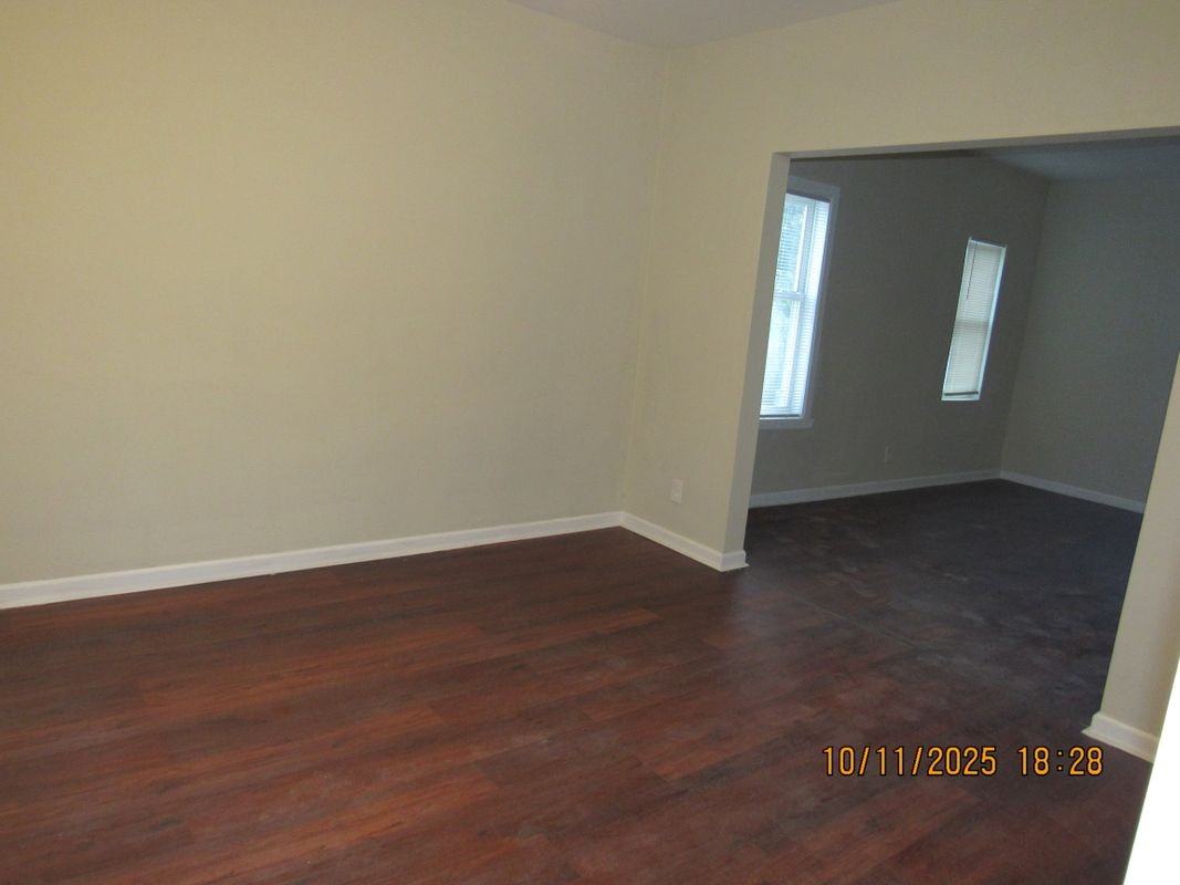 1311 North Green Street - Photo 4 of 13