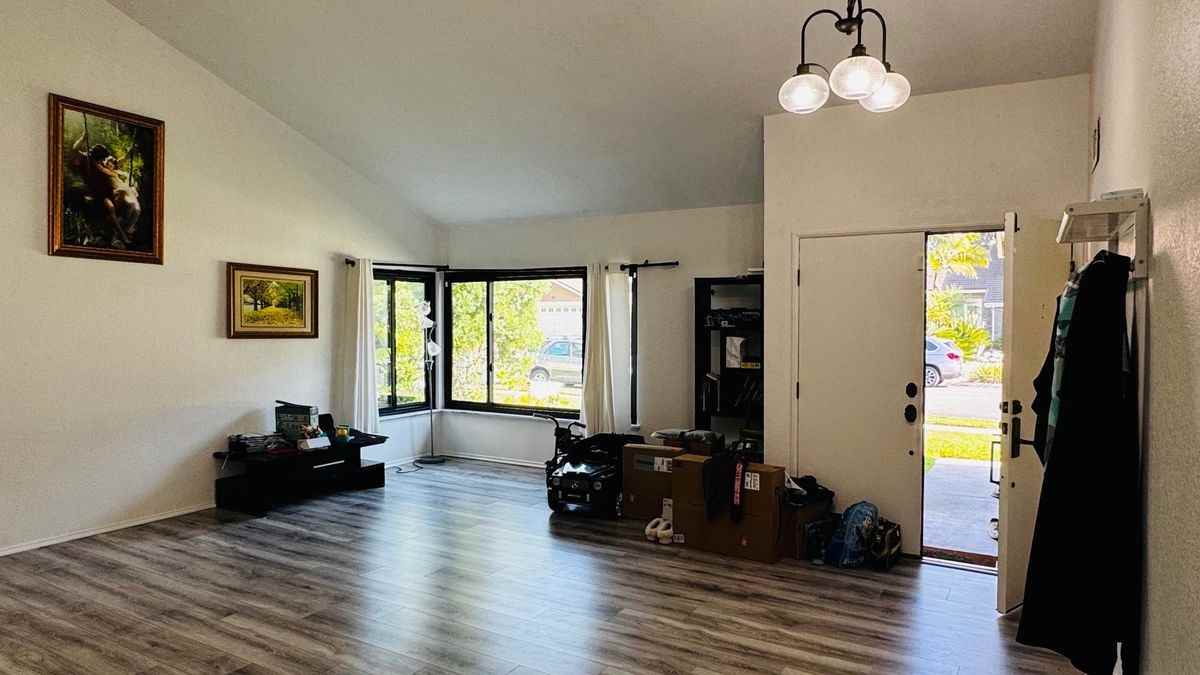 6479 Bradley Place - Photo 4 of 25