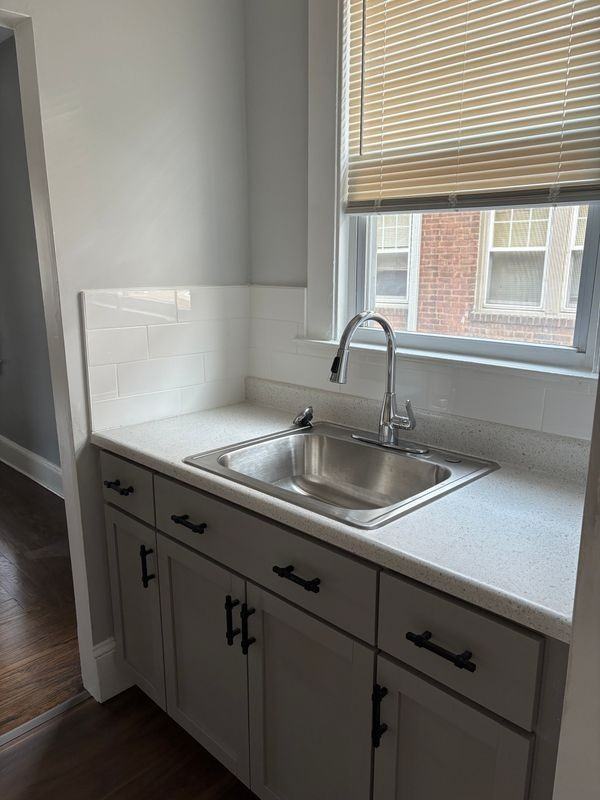 116 Elm Street ##1 - Photo 4 of 11