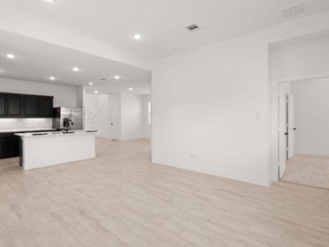 19293 Hazel Firs Court - Photo 7 of 17