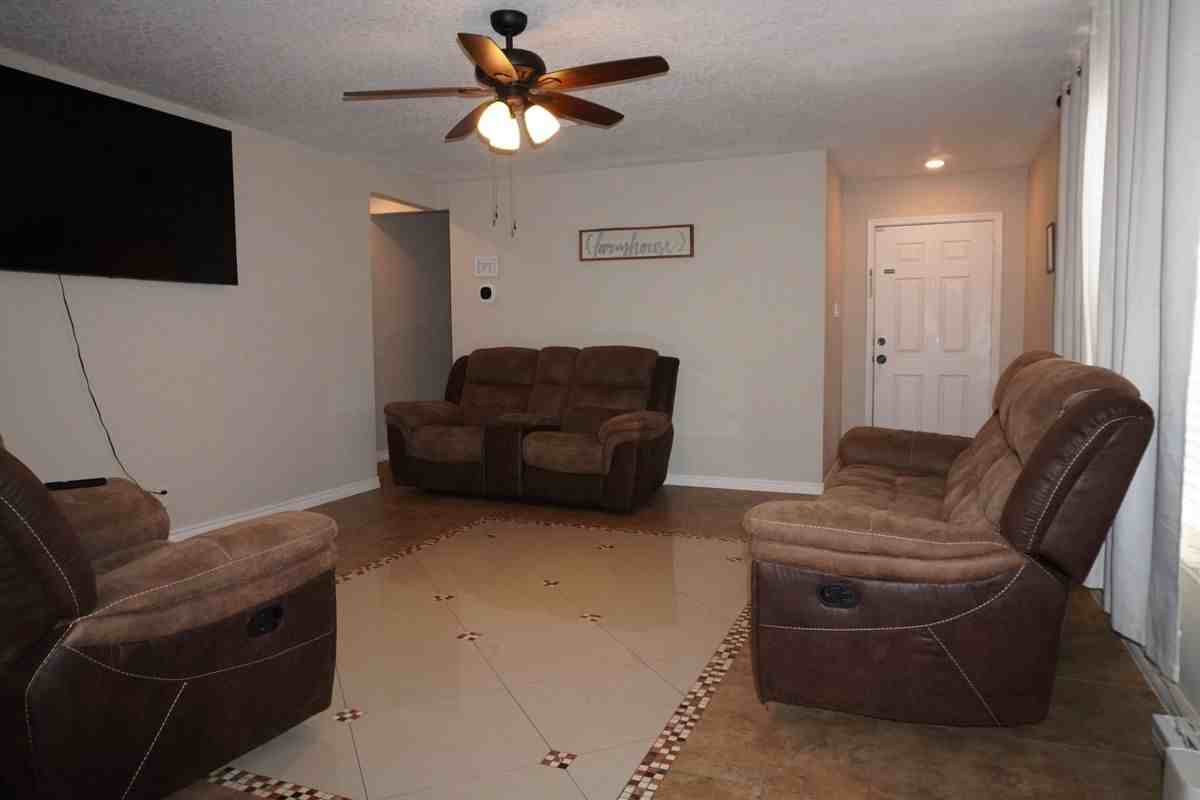 3632 Candlehill - Photo 3 of 32