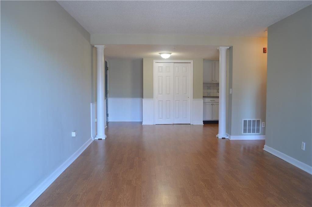 31 Devereux Avenue ##305 - Photo 4 of 12