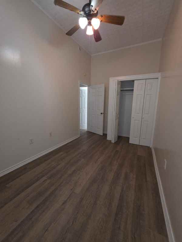 601 West Washington Avenue ##B - Photo 2 of 6