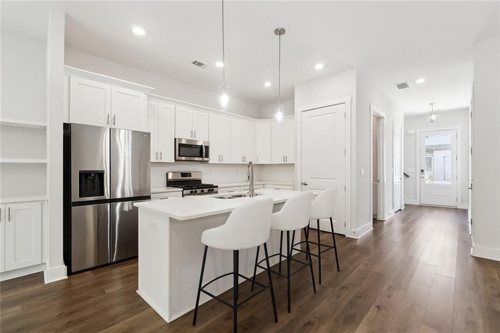 8210 Sonata Lane - Photo 4 of 46