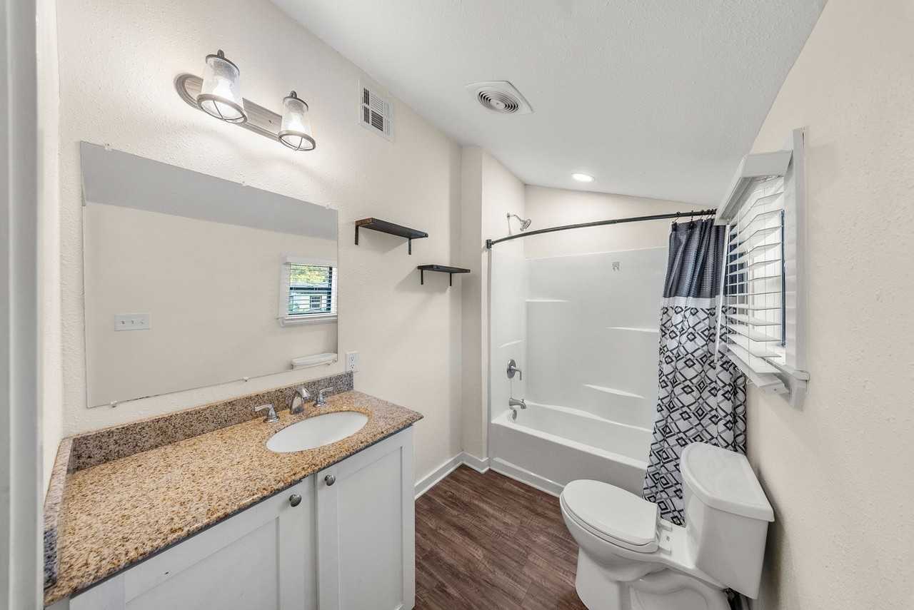 306 Courthouse St - Photo 7 of 7