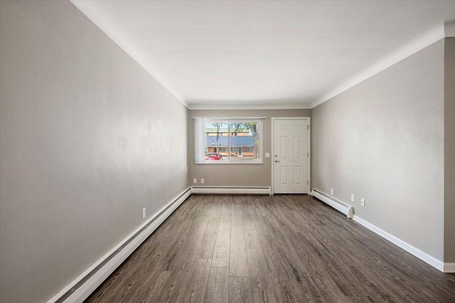 4101 Harvest Ln - Photo 6 of 12