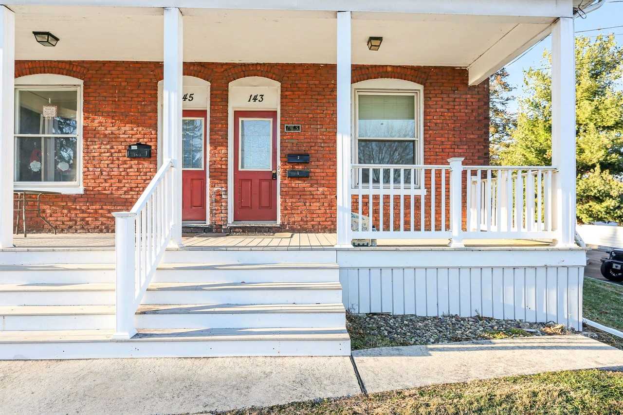 143-145 15th St - Photo 2 of 10